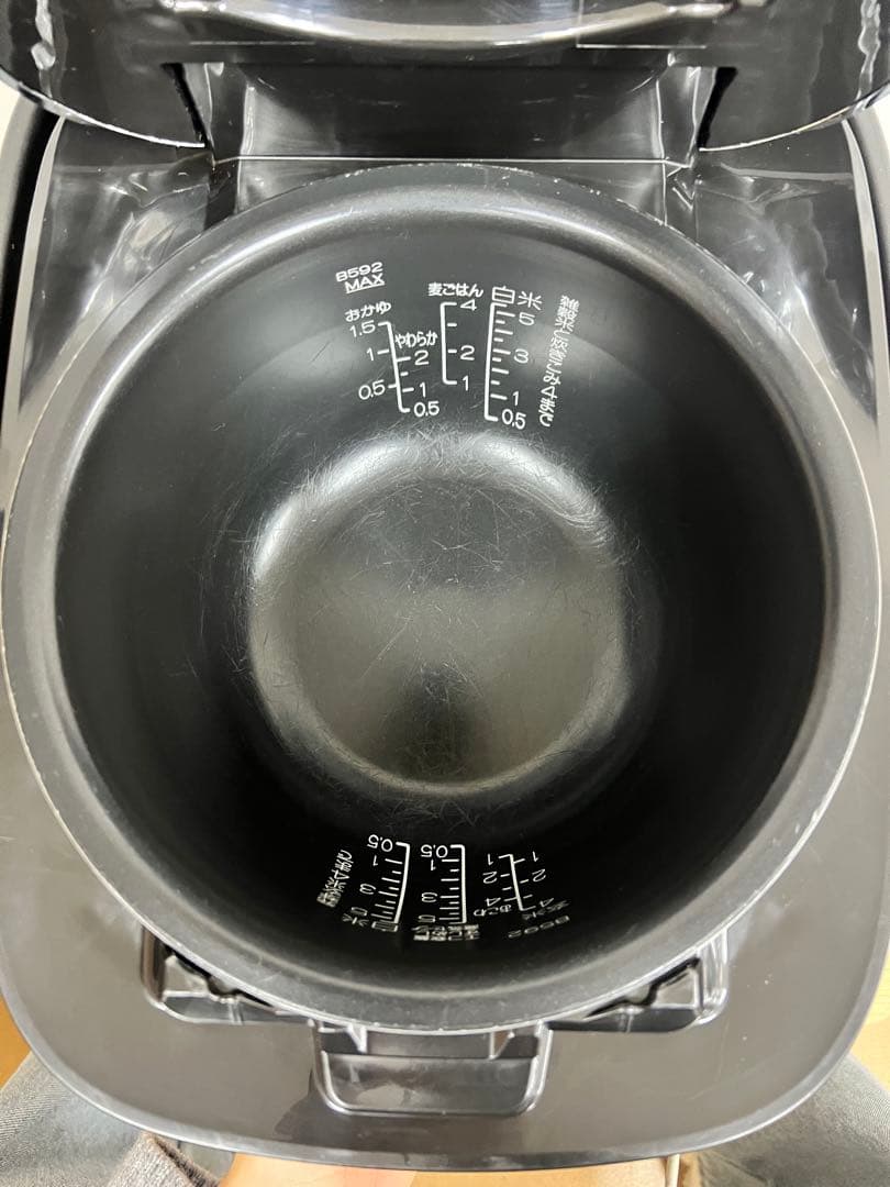 象印 圧力IH炊飯ジャー NW-PH10E8 2020年製