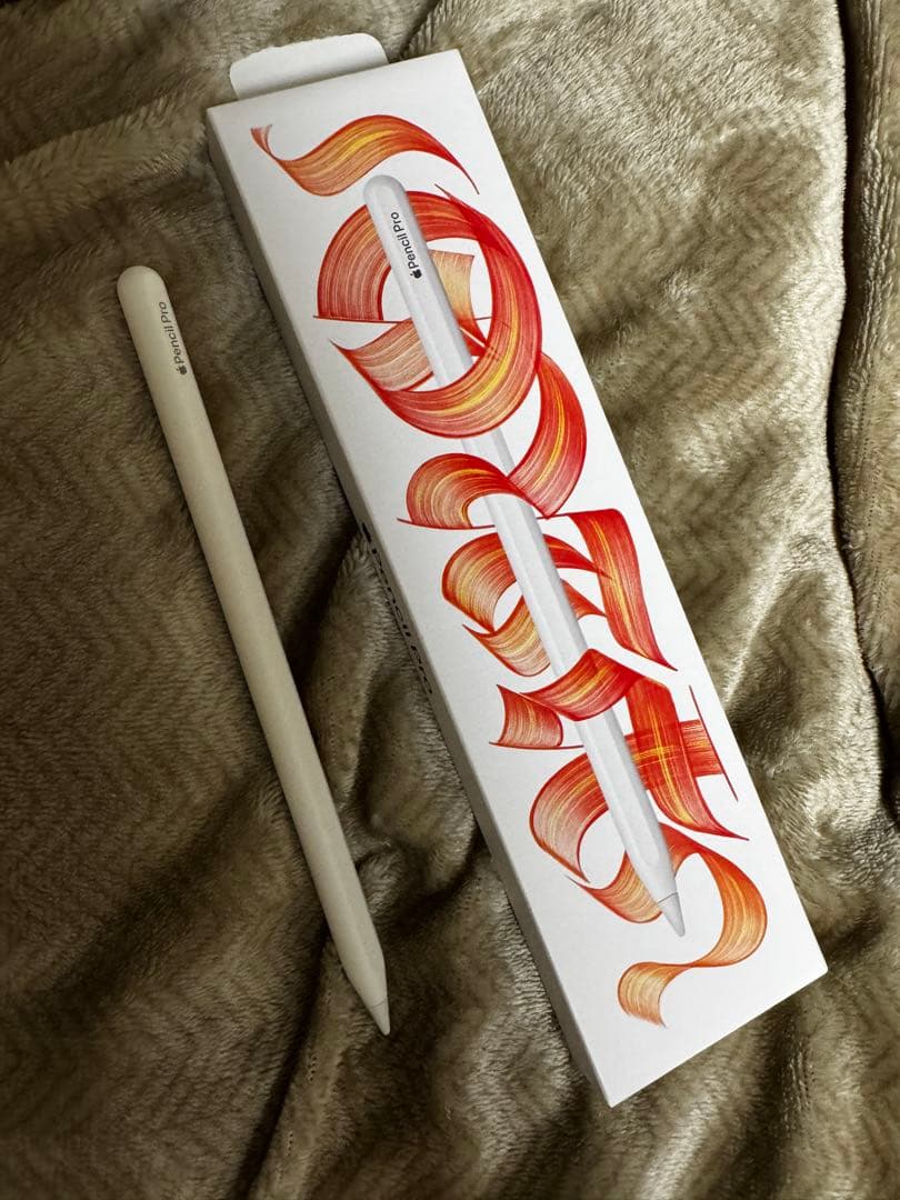 iPad Pro 13 M4 256gb wifi と純正キーボード、ペンシル