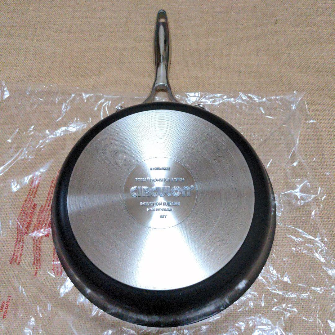 未使用品　MEYER　Circulon サーキュロンフライパン 25cm