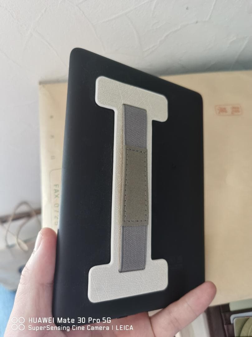 Kindle Paperwhite (16GB) 6.8インチディスプレイ