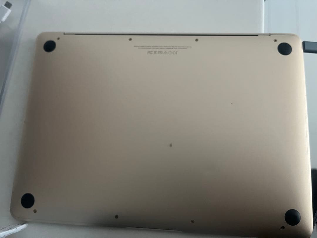 訳ありMacBook (Retina, 12-inch, Early 2015)
