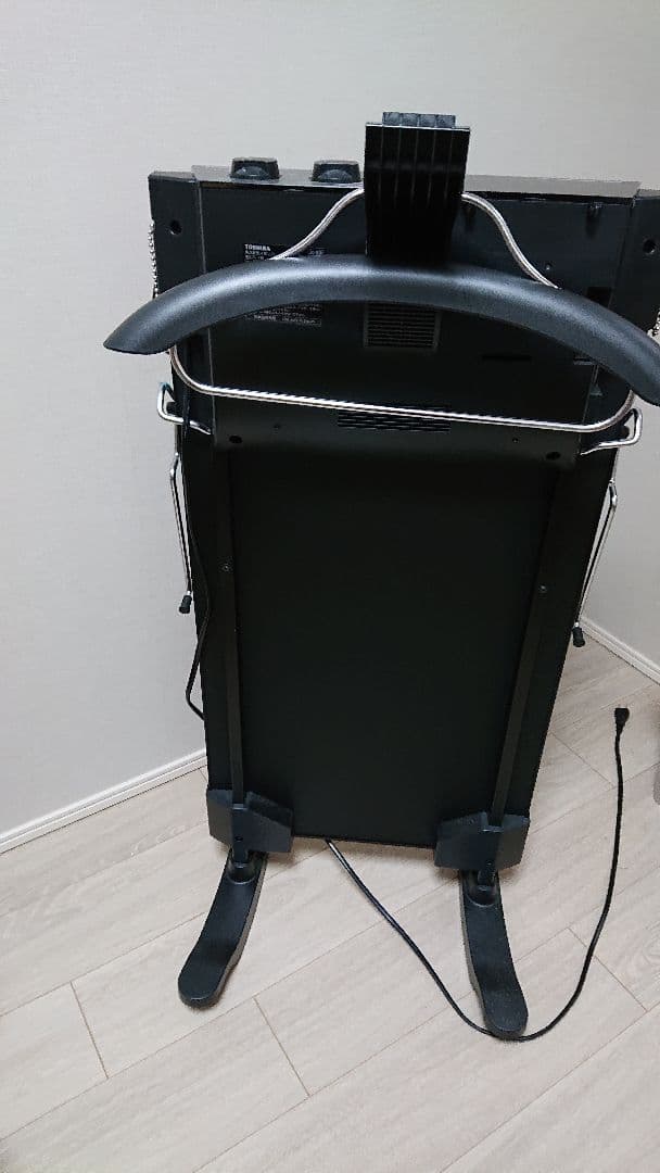 東芝   ズボンプレっサー   ＨＩＰ－T１００