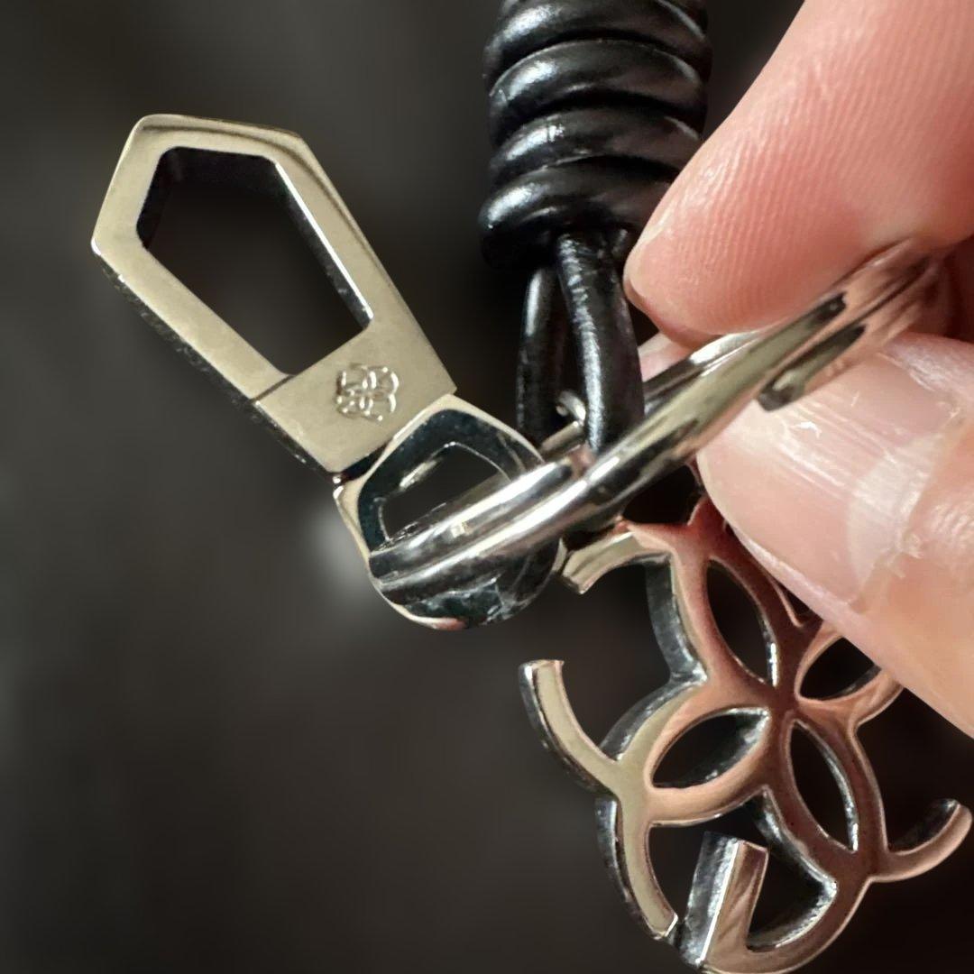 ゴールデンコンセプト キーホルダーBOX付 新品未使用 黒