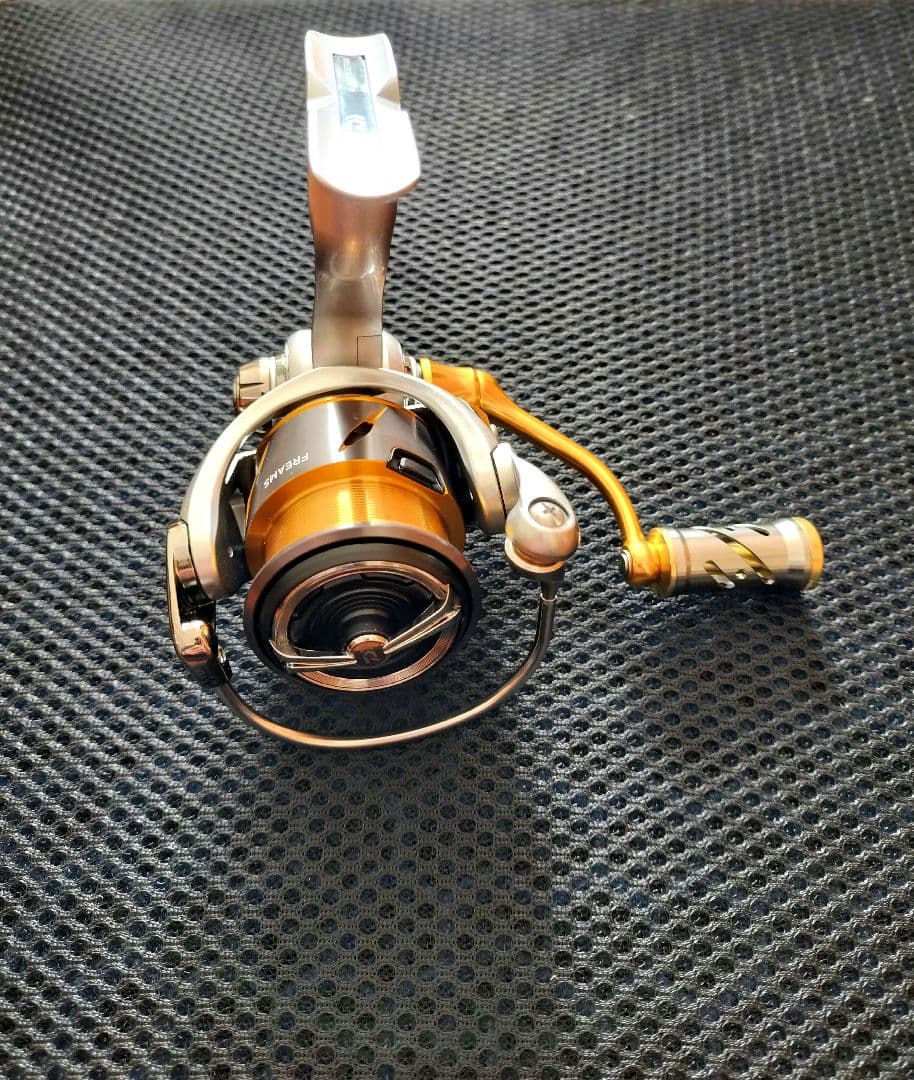 ダイワ 21フリームス FC LT2000S 新品未使用