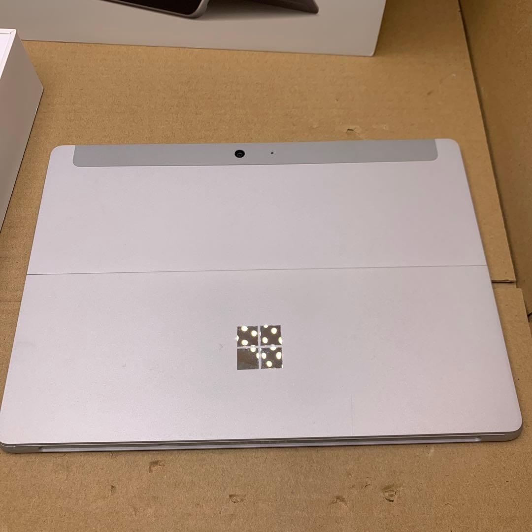 Q4448 マイクロソフト Surface Go (128GB/8GB)