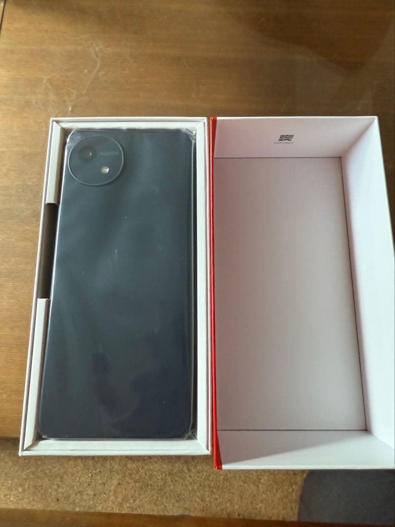 【未使用新品】AQUOS wish4 ブラック　64gb