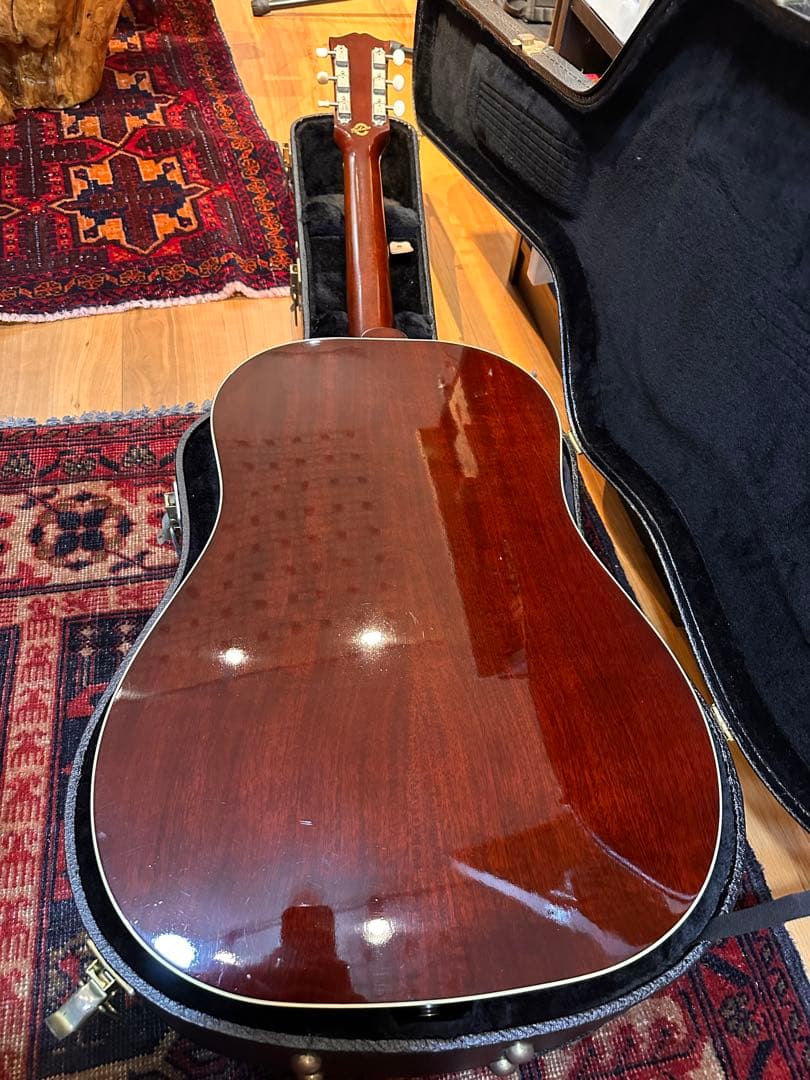 Gibson custom shop J-45 1960s ノーマルサドル