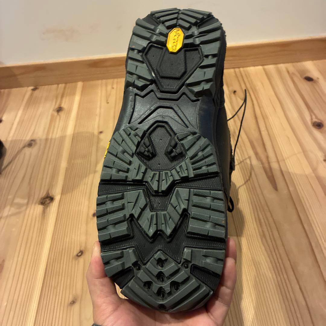 Burton tourist Vibramソール　25.0