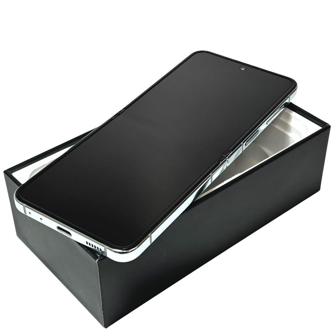 【超美品】Galaxy Z Flip5 256GB｜SIMフリー｜SC-54D