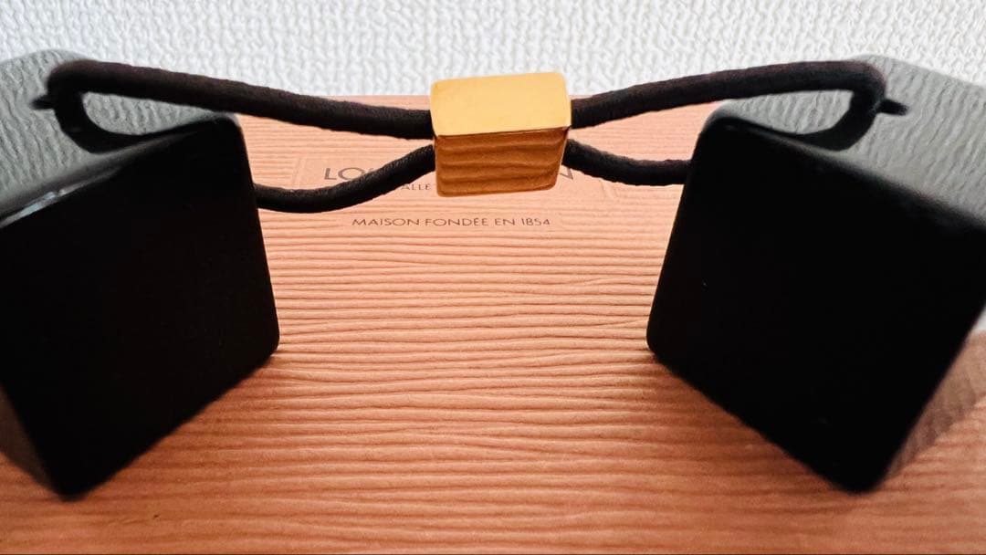 t*i様 匿名配送料込☆ルイヴィトンLOUIS VUITTON ヘアキューブ ア