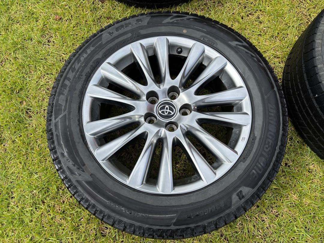 【kz-1】【1/4】トヨタ 18インチ スタッドレス・ホイール