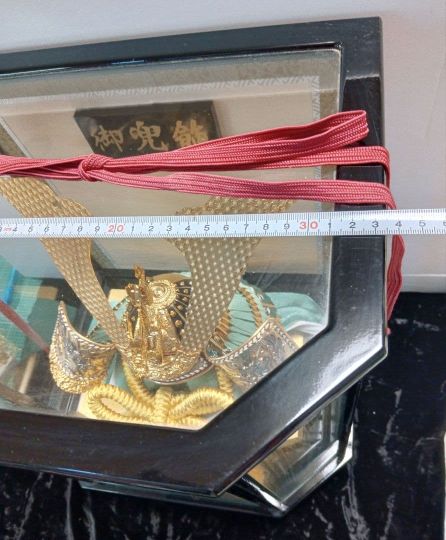 五月人形 金色の兜 伝統工芸品　ケース付き