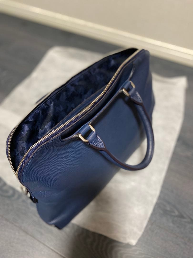 アニアリ　aniary ネイビー レザー ビジネスバッグ　美品　キレイ