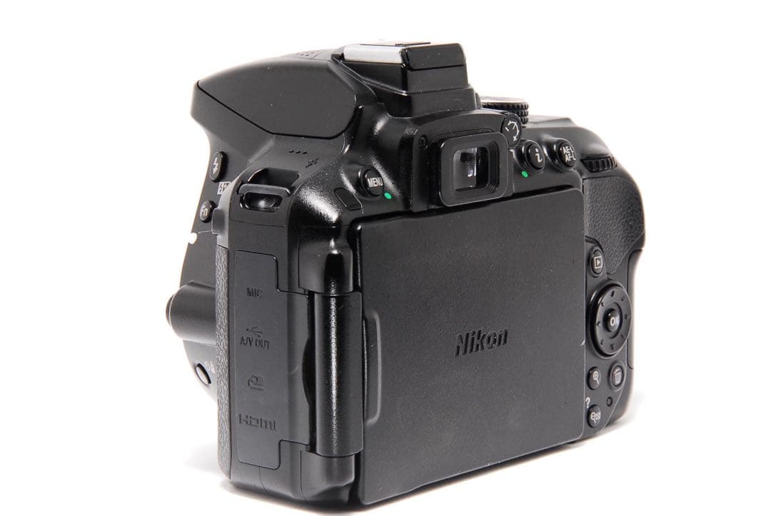 アキラNikon D5300 タムロン18-270mm VC 高倍率ズー