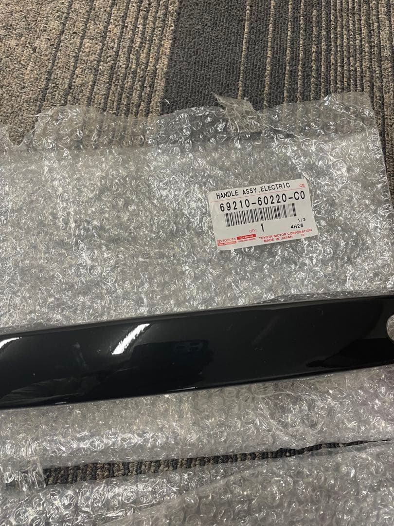 ランクル250 トヨタ純正ドアハンドル 新品未使用