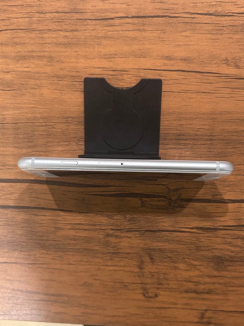 Apple iPhone 8 64GB ホワイト