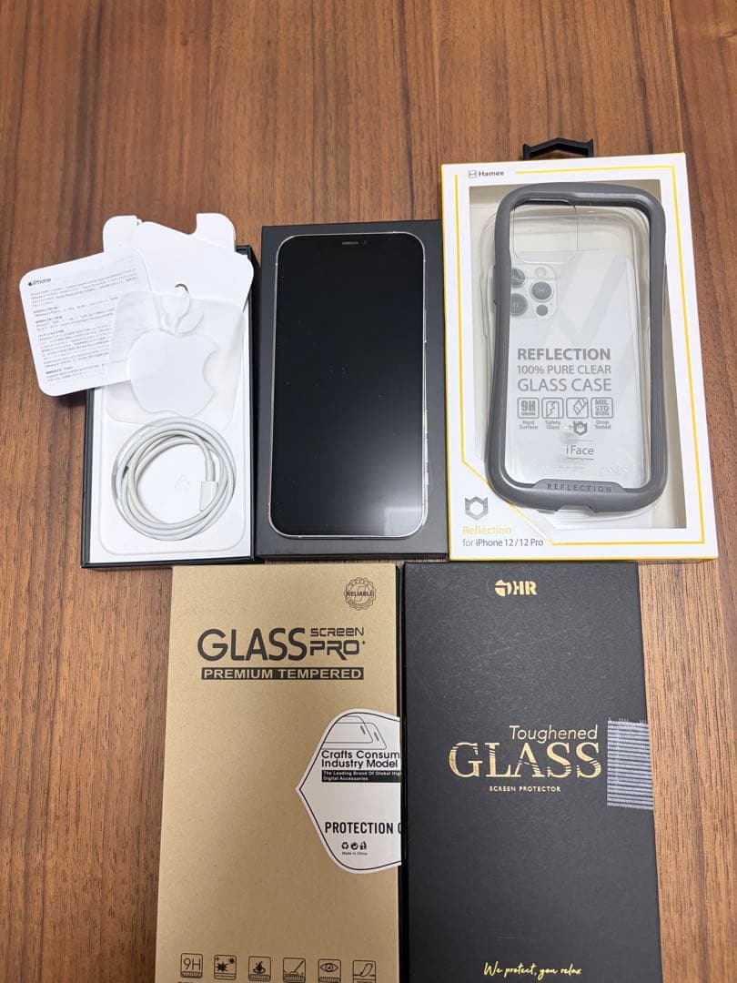 【美品】Apple iPhone 12 Pro ホワイト256GB iFace