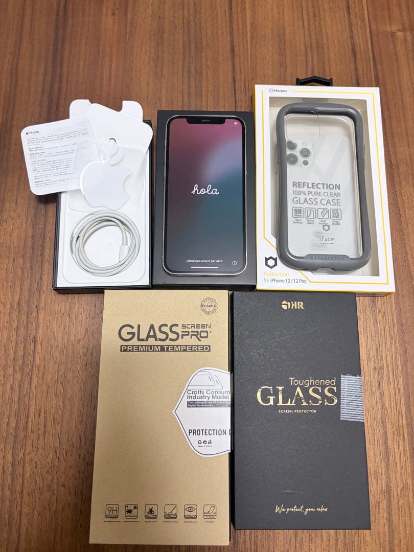 【美品】Apple iPhone 12 Pro ホワイト256GB iFace