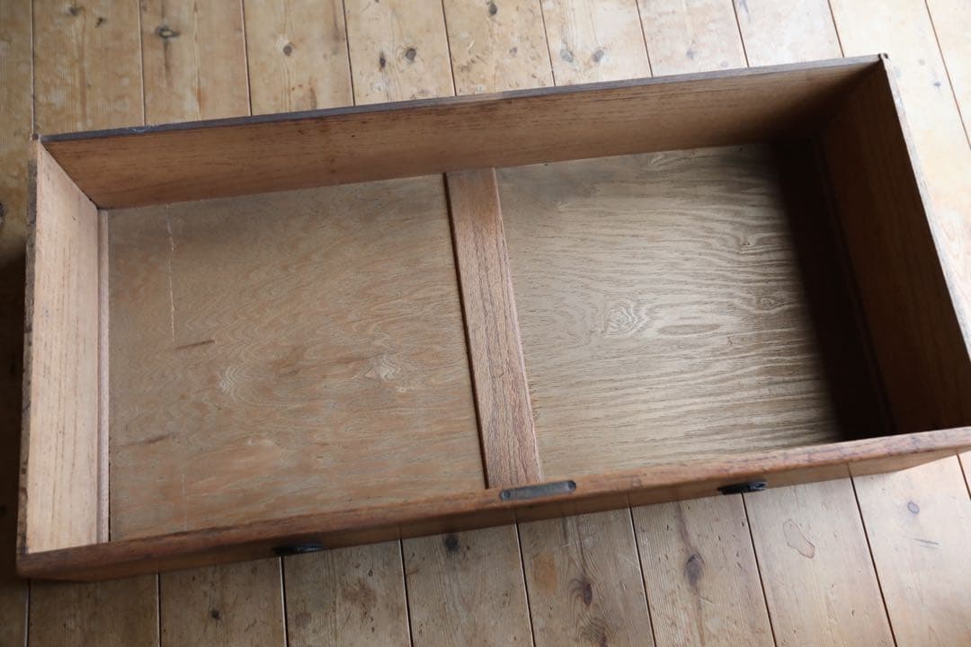 イギリス製アンティークドレッサー　1950年代