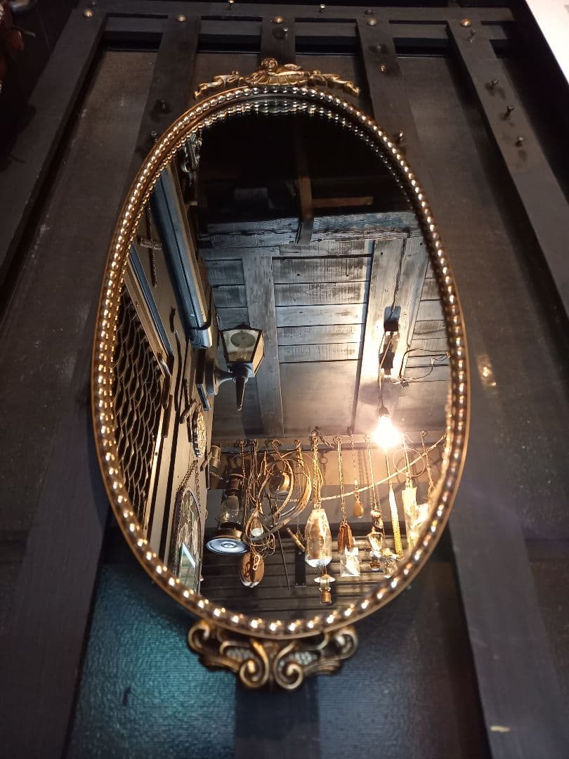 ヴィンテージ　オーバル形　真鍮製　エンジェル　トップ　パール　ビーズ　　ミラー