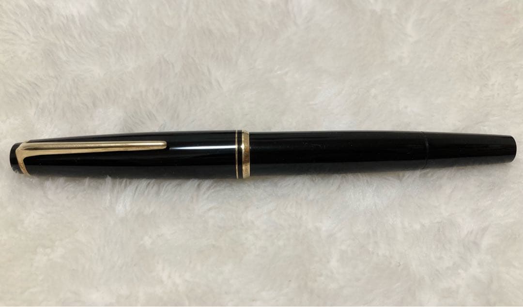 モンブラン万年筆　22 ウイングニブ　黒　14K（洗浄済）
