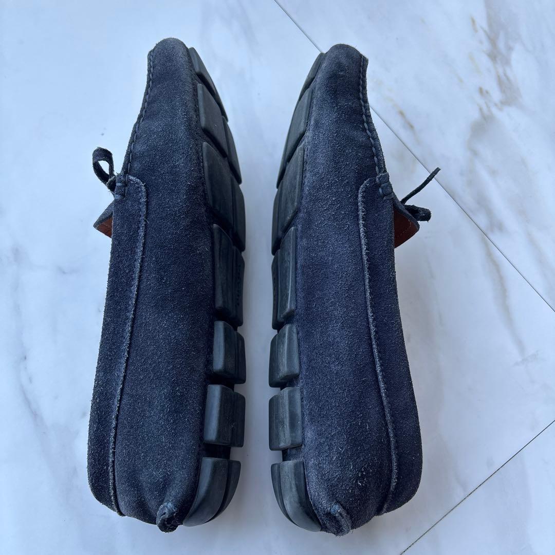 PRADA ダークブルー スエード ローファー　紺色