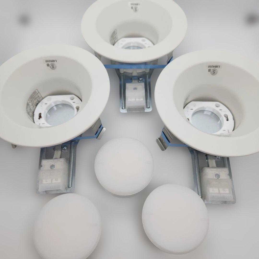 LEDダウンライト　LGD9200　LLD4000MVCE1　3個セット　中古品