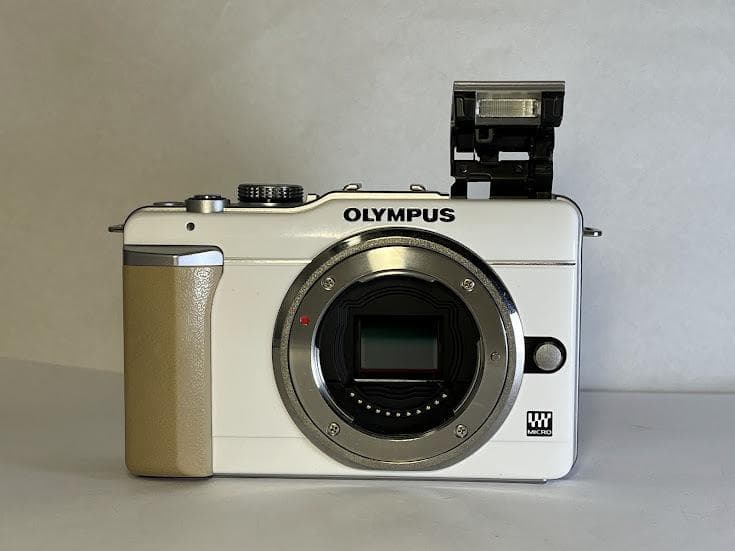 ★極上品★ 872 オリンパス OLYMPUS PEN E-PL1 ホワイト