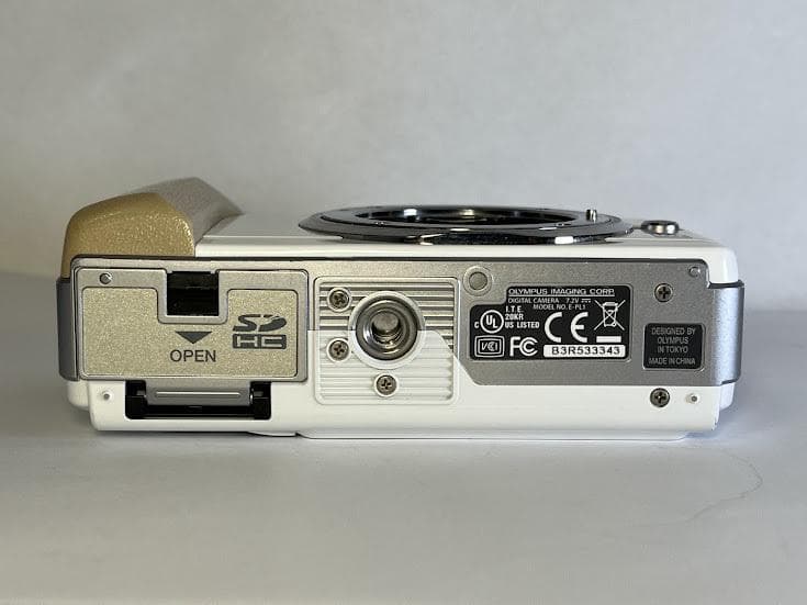 ★極上品★ 872 オリンパス OLYMPUS PEN E-PL1 ホワイト