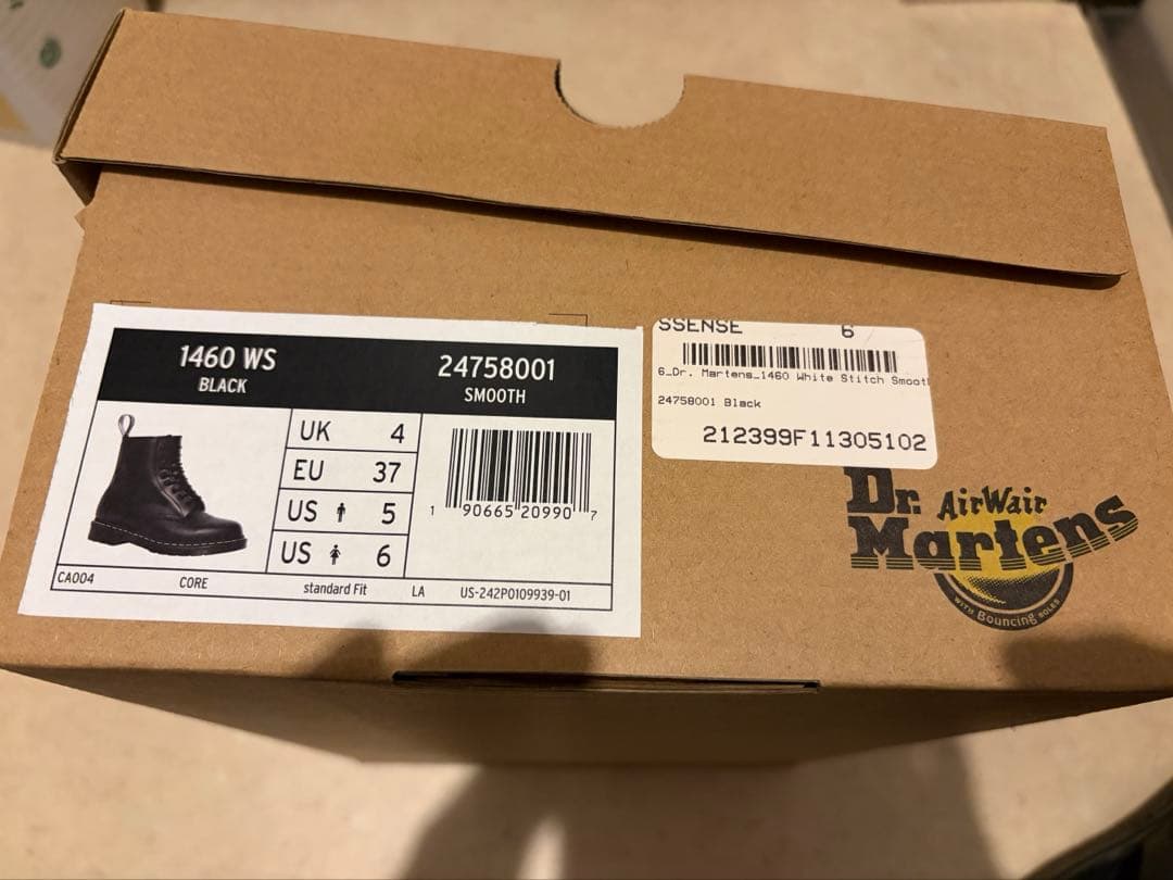 ドクターマーチンブーツ　ブラックレースアップブーツ　1460