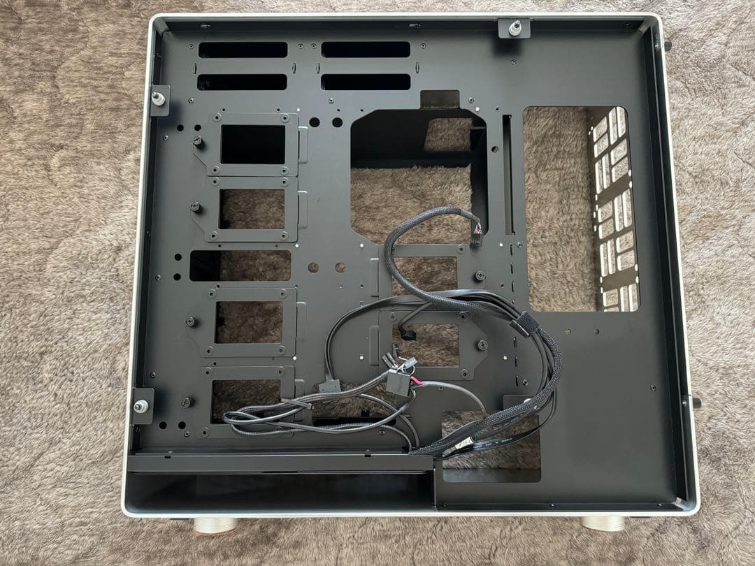 InWin 909C (販売終了品)