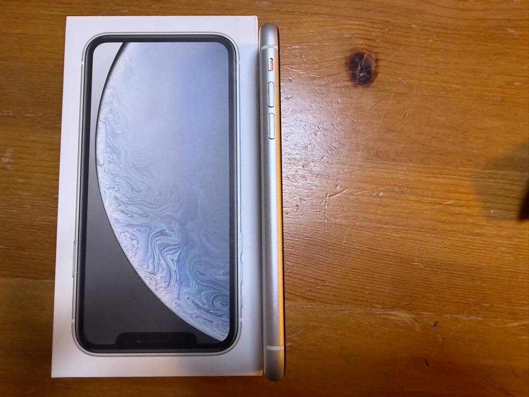 Apple iPhone XR ホワイト 128GB