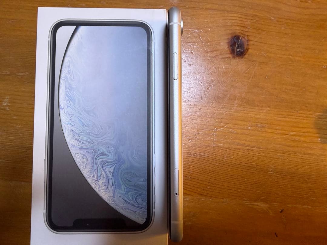 Apple iPhone XR ホワイト 128GB