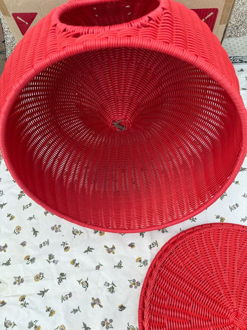 お正月　お値下げ！リンゴ型　ペットハウス 赤