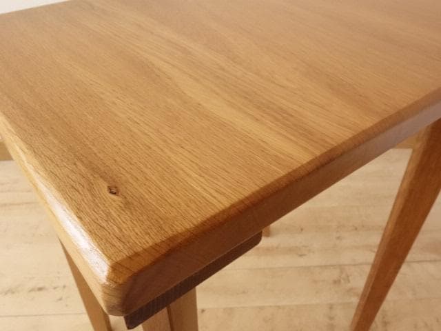 北海道手作り家具　ナラ材　 ミニテーブル 花台ミニデスク　高さ６０ｃｍ