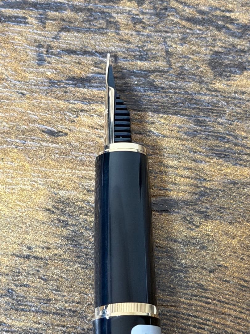 新品未使用　GOLD FROM THE SWISS BANK セーラー　万年筆