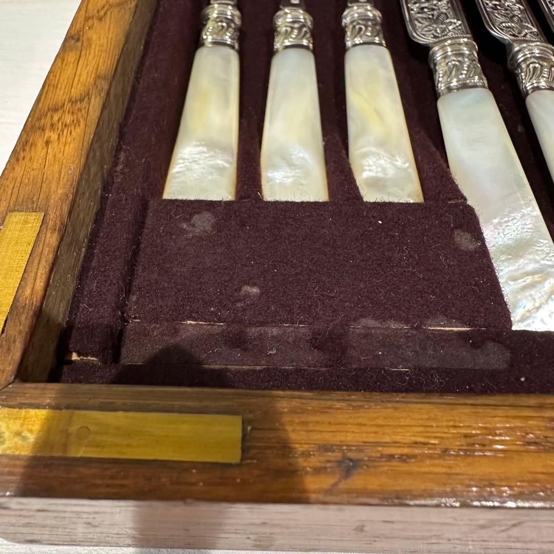 ⭐︎純銀継手 英国製 白蝶貝 マザーオブパールデザートナイフ&フォーク12本 木箱