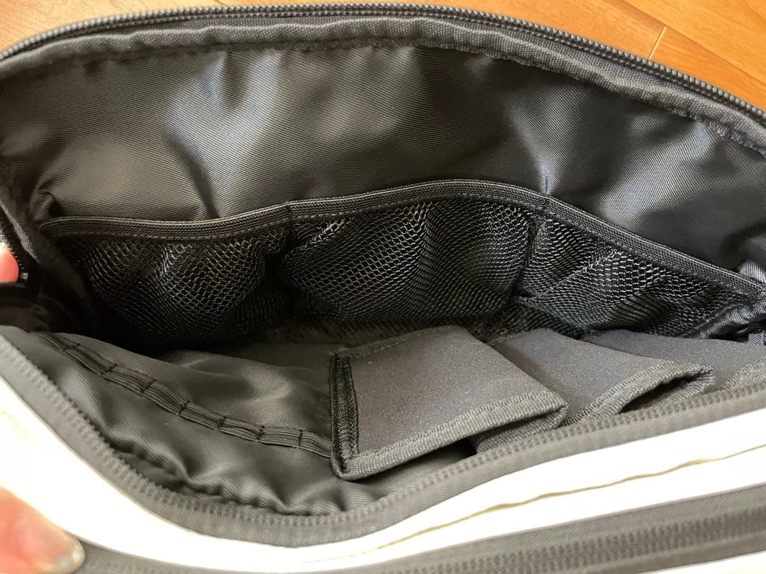 ✴︎新品未使用✴︎ANew スタッズ付きゴルフバッグ ホワイト