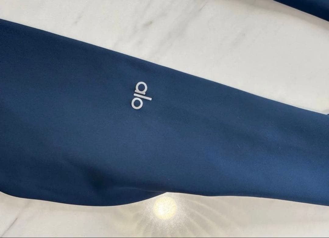 【レア】アローヨガ　alo yoga レギンス　ネイビー　XXS