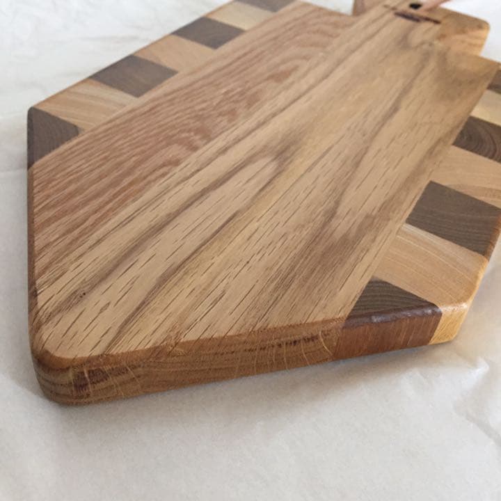 木のつべつの木  ウッドボード  プレート  まな板 未使用品　*