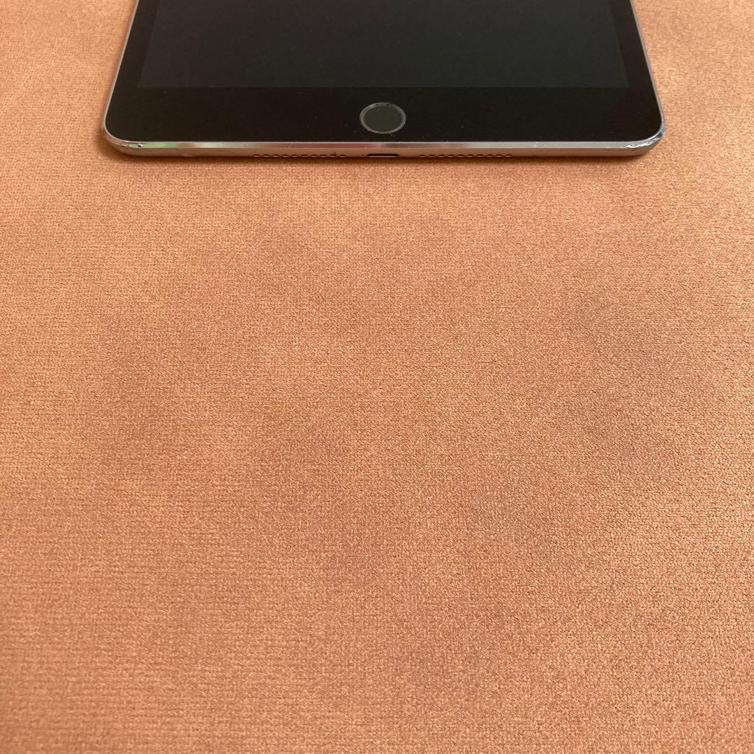 788 電池良好☆iPad mini4 第4世代 128GB SIMフリー☆