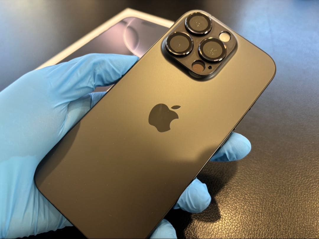 iPhone 16 Pro (ブラック) 256GB 美品