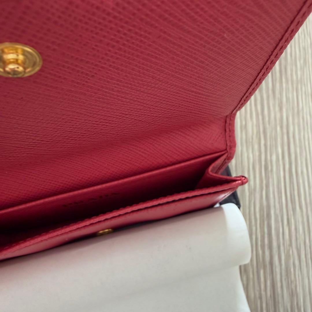 新品未使用✨　プラダ サフィアーノ　カードケース　名刺入れ　レッド　箱付き