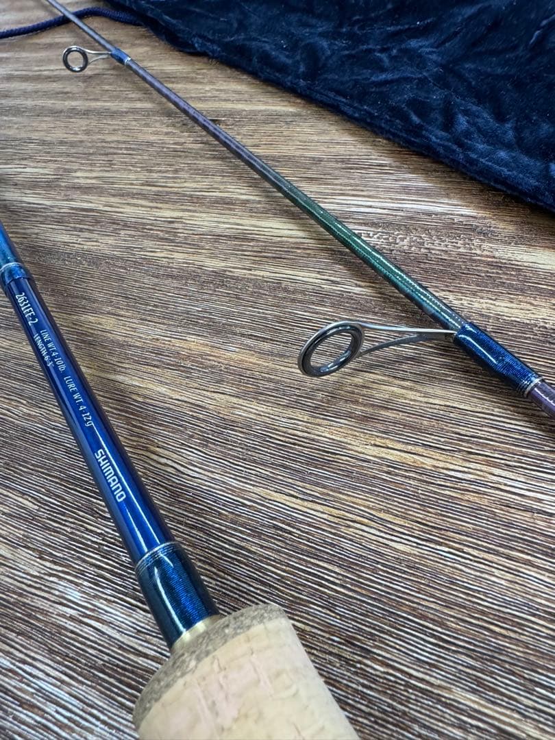 k*9様 【未使用品】シマノ ワールドシャウラ2631FF-2 青シャウラ