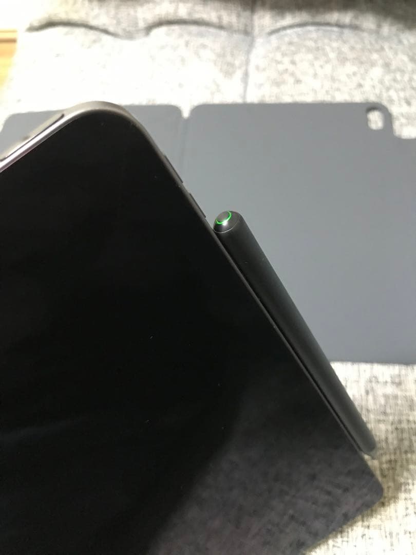 最終値引！！　iPad Air 第四世代　256GB　画面割れあり