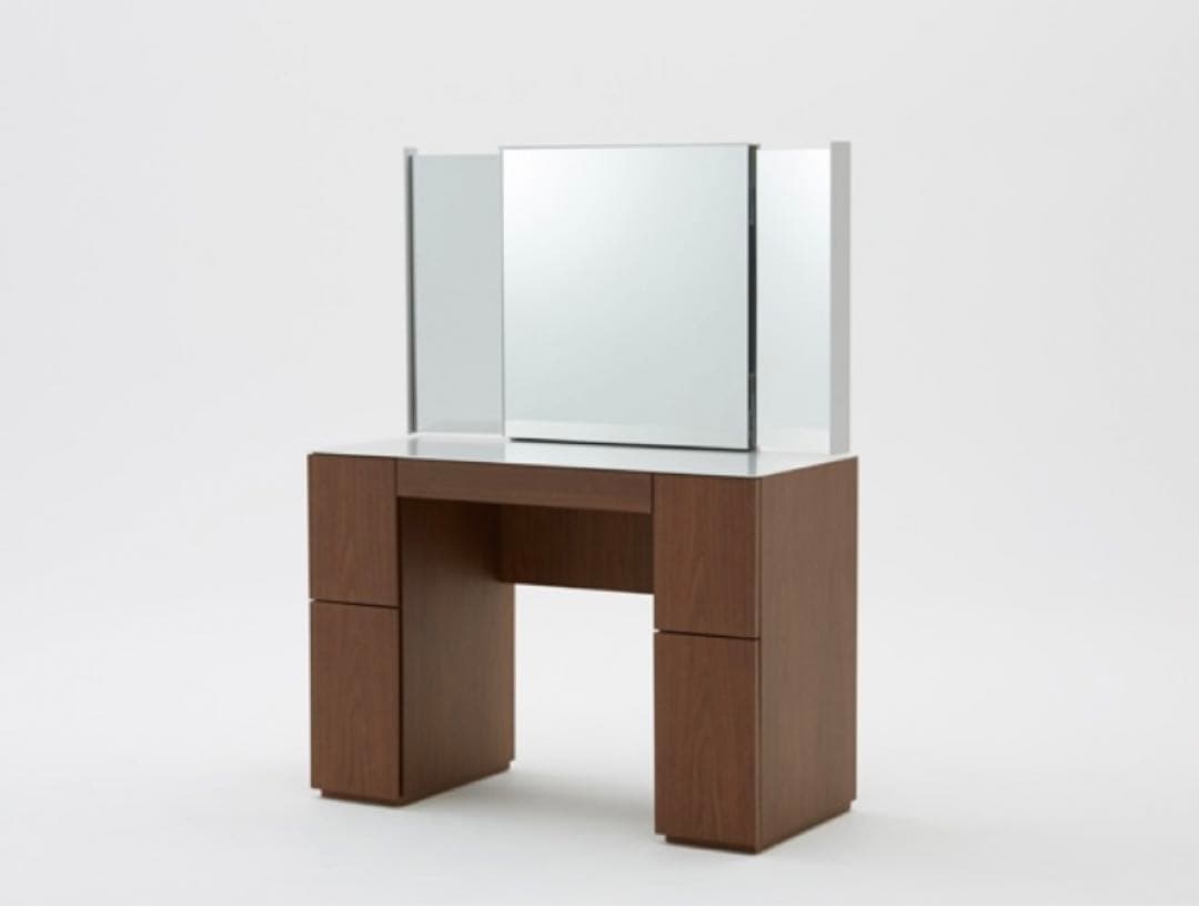 カッシーナ　ドレッサー