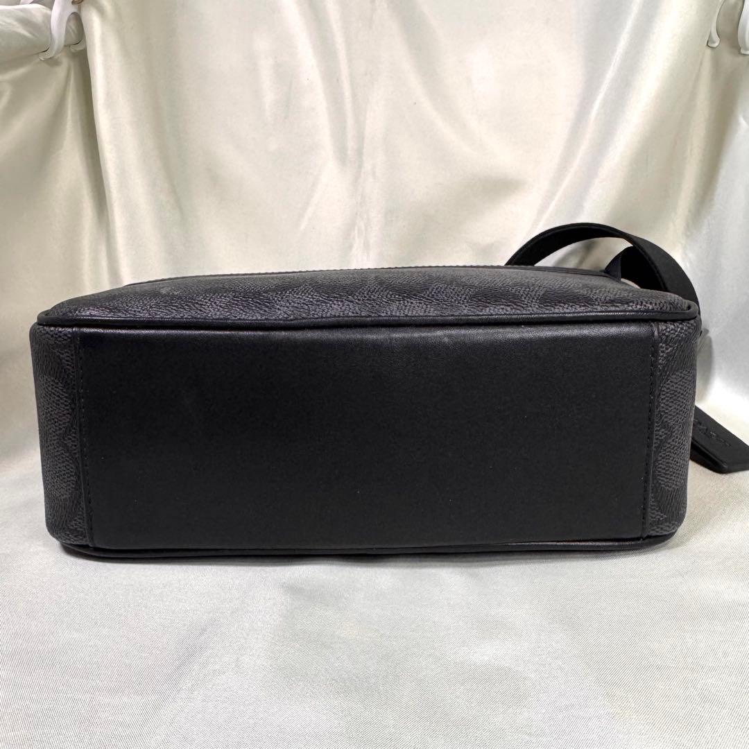 COACH コーチ　グラハム　クロスボディ　シグネチャーPVC 新品未使用