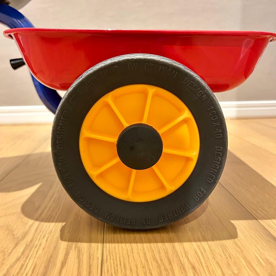 【美品】ボーネルンド　ウィンザー社　ペリカンデザイン　三輪車（荷台つき）
