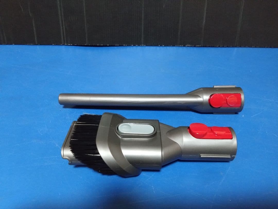 大人気モデル！dyson‼️デジタルスリムフィラフィ SV18充電スタンド付き⑤