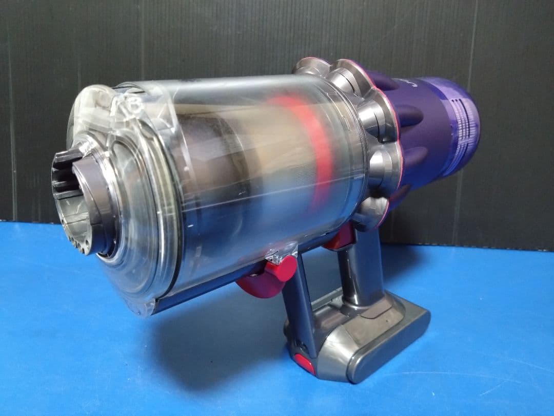 大人気モデル！dyson‼️デジタルスリムフィラフィ SV18充電スタンド付き⑤